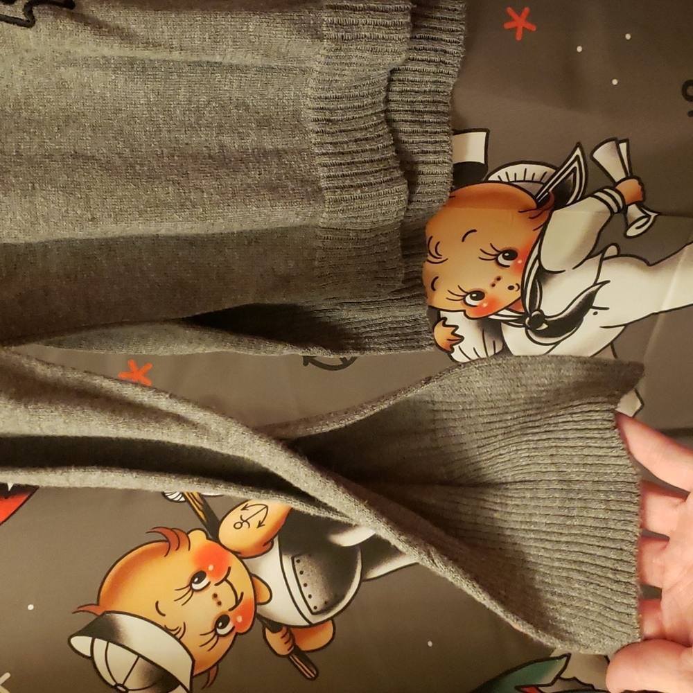 Zara Sweater - Picture 3 of 3